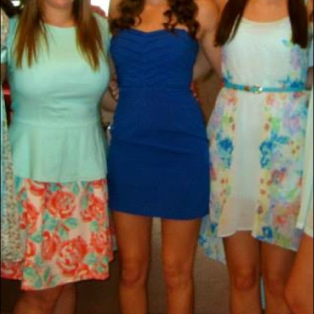 Blue mini dress , so cute!